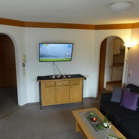 شقة Haus Heidi